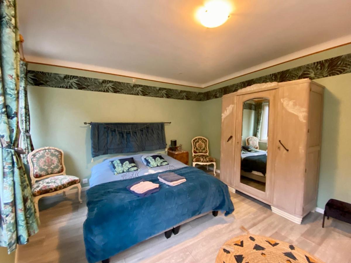 The Great View Villa Bouillon Bagian luar foto